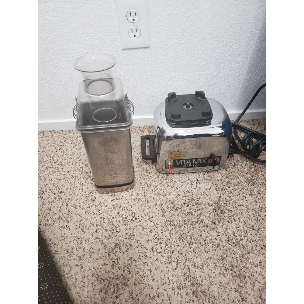Vita Mix 3600 Plus Blender Vintage Chrome Stainless Steel